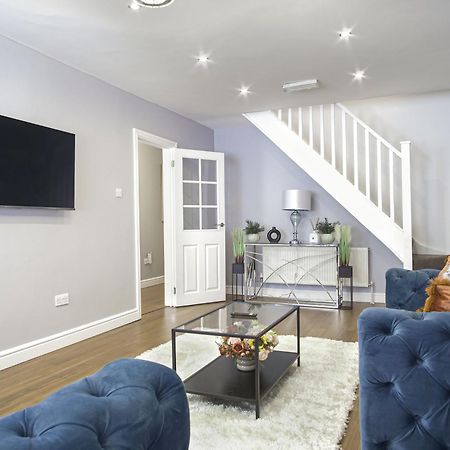 Luxe 5 Bed Bungalow In Snodland, Medway, Kent Екстер'єр фото